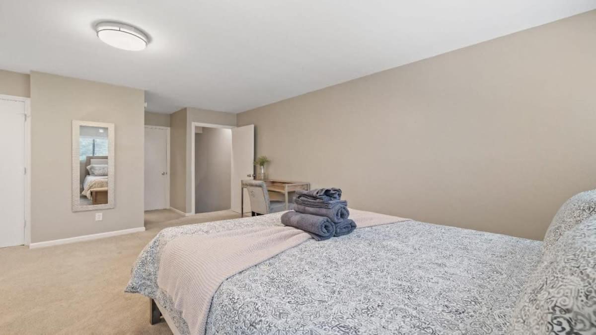 Сasa de vacaciones Gorgeous 2 Bedroom Near Carowinds - Patio - Pool
